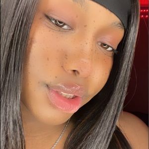 Meet your Posher, Tory